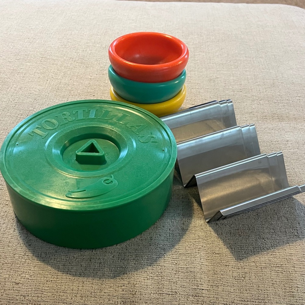 Taco Tuesday Serving Set Tortilla Warmer 3 Salsa Bowls Stainless‎ Taco Holder